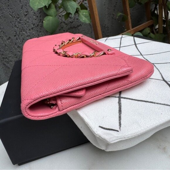 Chanel A Real Catch Caviar Leather Clutch - Picture 6 of 16